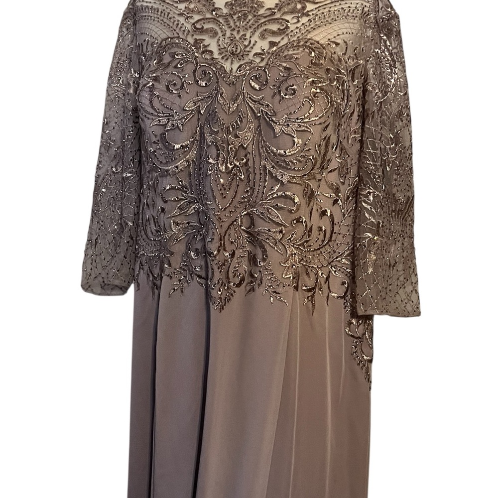 Elegant Lace Embellished Dress